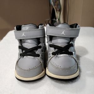 Preowned Baby Toddler Nike Air Jordan SC-1 407496-02 - size 4.5C
